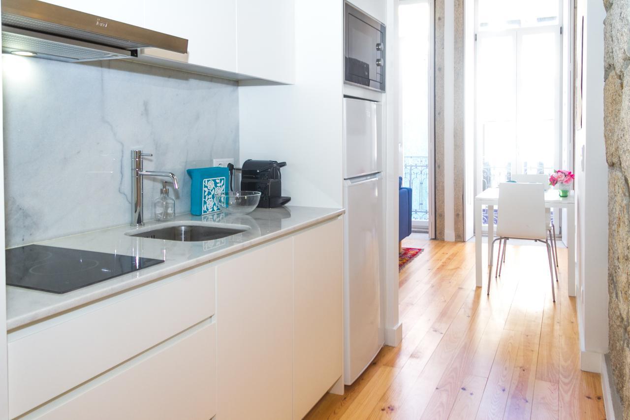 Bright Apartment • Downtown Порту Экстерьер фото
