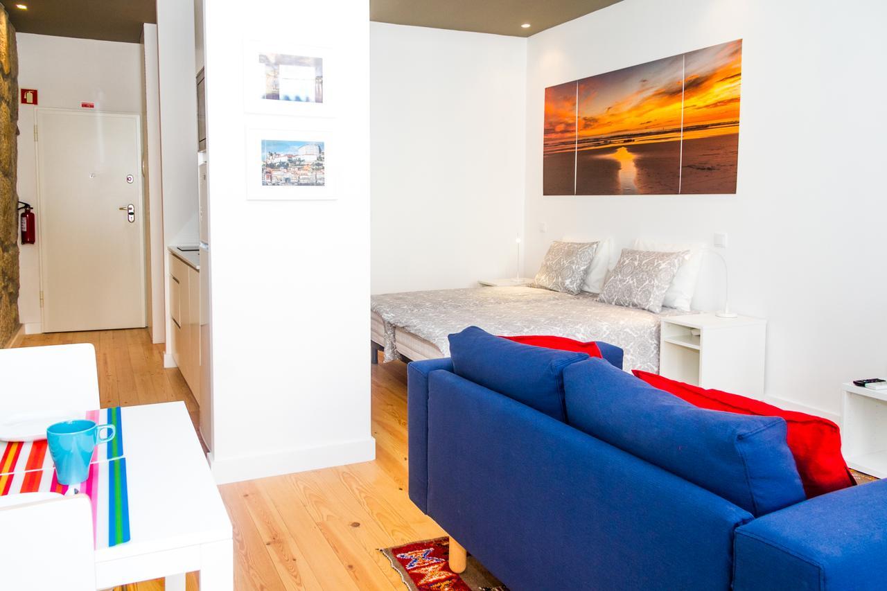 Bright Apartment • Downtown Порту Экстерьер фото