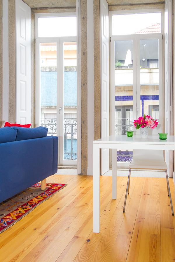 Bright Apartment • Downtown Порту Экстерьер фото